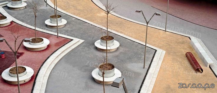 广场上的树池坐凳
