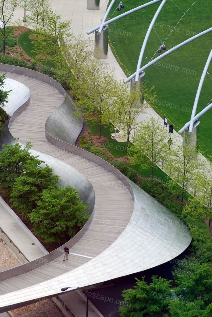 美国芝加哥千禧公园创意步行桥设计